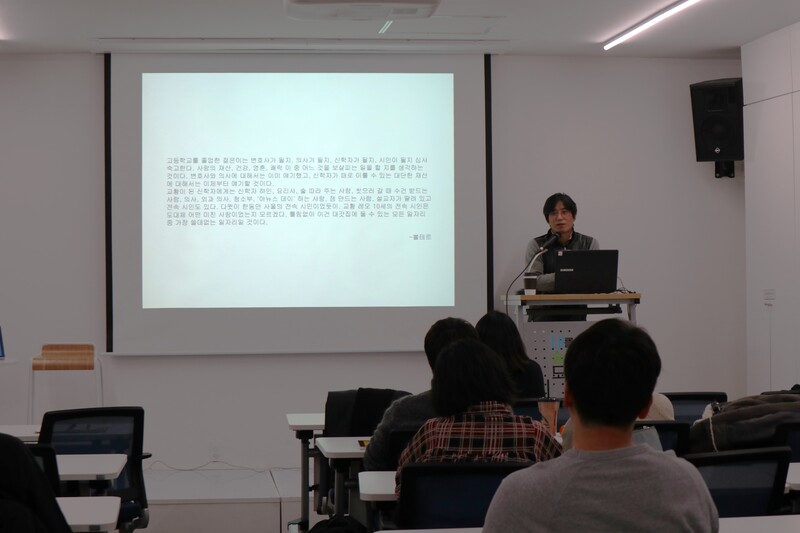 심보선 시인